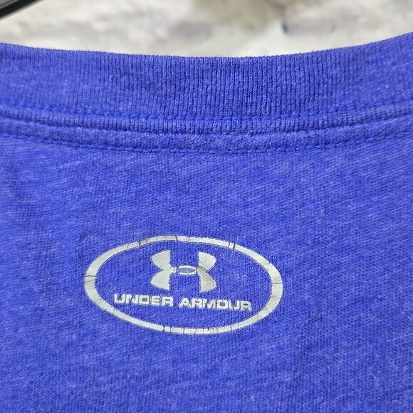 Under Armour Women's Blue HeatGear Shirt American Flag Sporty V-Neck Tee UA Top - Picture 6 of 7